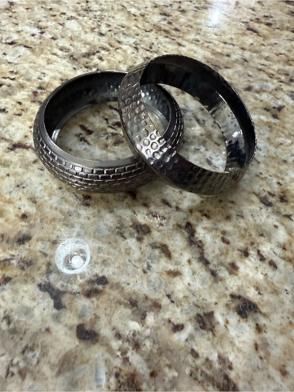 Vintage Y2K Chunky Metal Bangle Bracelets 2 Pc Bundle Gunmetal Gray